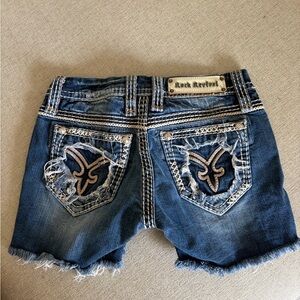 Rock revival size 26 Mina shorts equivalent to a size 2/4